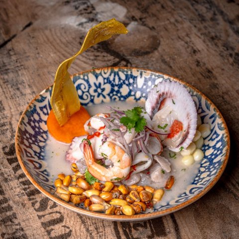 Zdjęcie: Ceviche peruwianski: ryba w leche de tigre bez gotowania