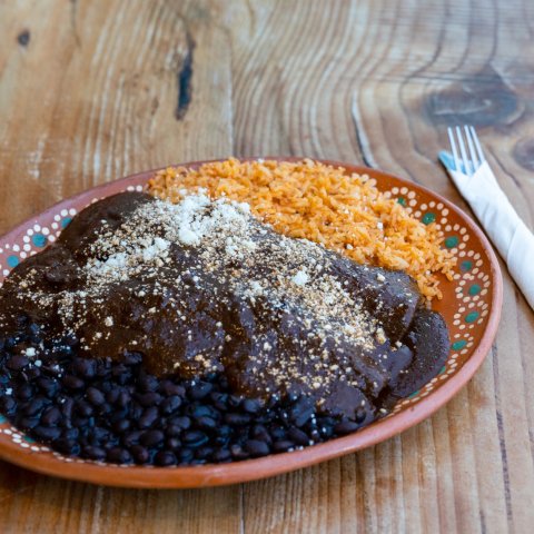 Zdjęcie: Mole negro z Oaxaki: sos ze 30 składników krok po kroku