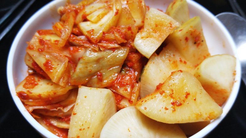 Zdjęcie: Kimchi z kapusty pekińskiej: jak zrobić w domu od podstaw
