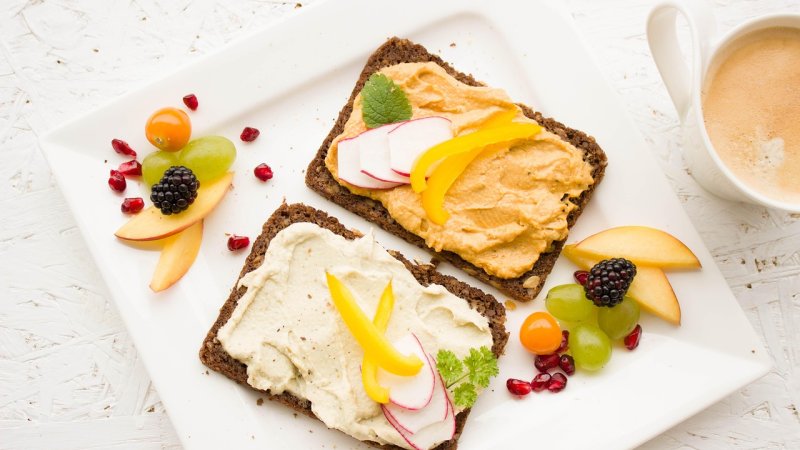 Zdjęcie: Kremowy hummus z ciecierzycy: 5 trików na aksamitną konsystencję